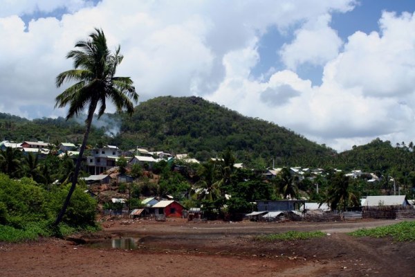 Terres acquises par prescription, les députés veulent interdire leur revente pendant cinq ans, Mayotte comprise